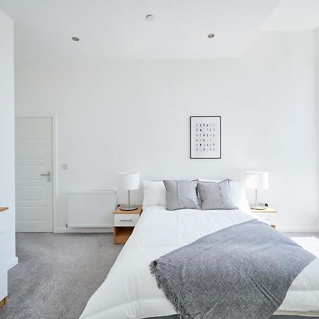 Modern 2 Bedroom Apartment In Preston Preston  Zewnętrze zdjęcie