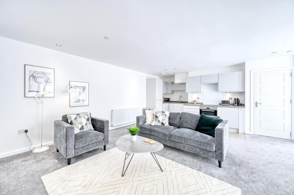 Modern 2 Bedroom Apartment In Preston Preston  Zewnętrze zdjęcie